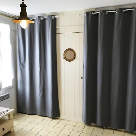 La Jolie Brise Appartement Dans Residence Avec Piscine La Flotte Exterior foto