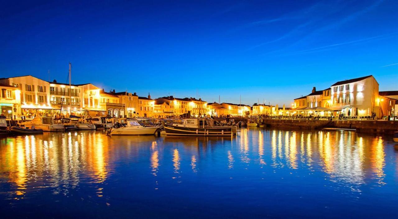 La Jolie Brise Dans Avec Piscine Apartment La Flotte